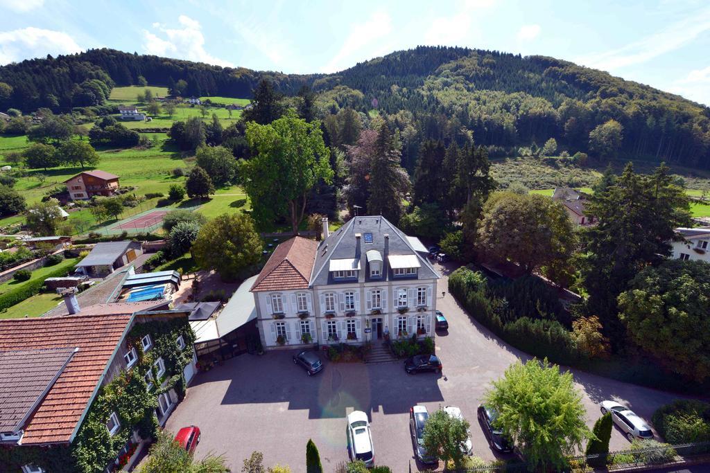 Logis La Residence Le Val-dʼAjol Esterno foto