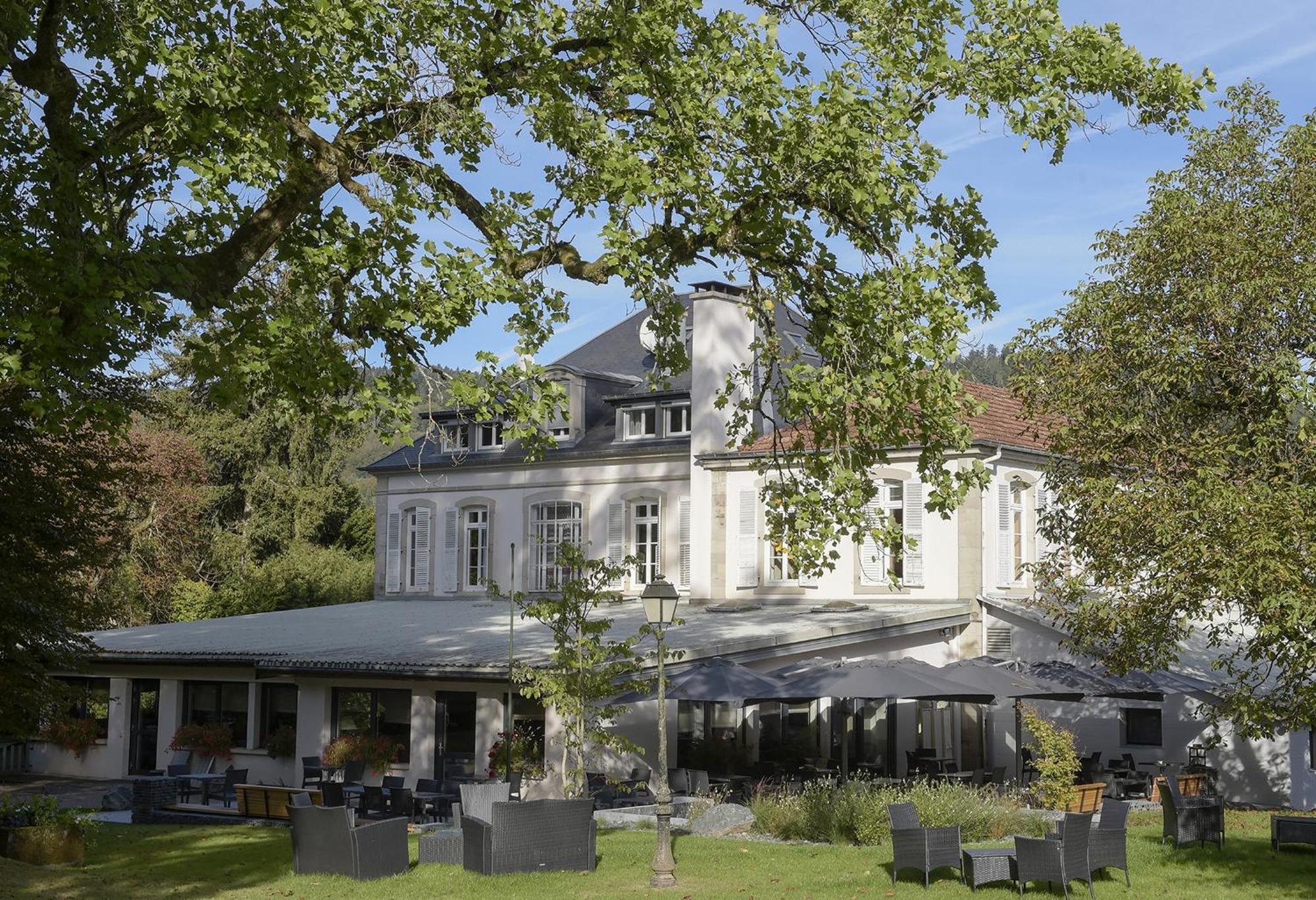 Logis La Residence Le Val-dʼAjol Esterno foto